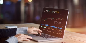 How to Rebuild a Routine After Time Away From Trading